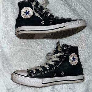 Black Converse **
